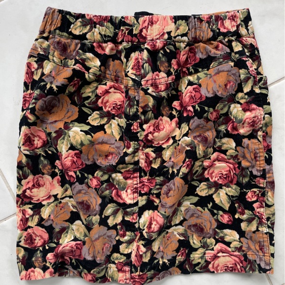 Topshop Floral Corduroy Mini Skirt - Picture 7 of 7